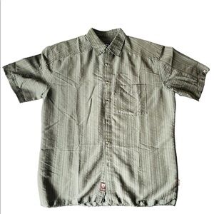 Kuhl Size XL Olive Green Frayed and Distressed Button-Up Shirt | Short Sleeve